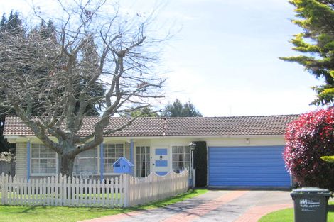 Photo of property in 17 Kamahi Place, Pukehangi, Rotorua, 3015