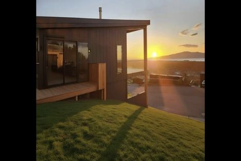 Photo of property in 8 Whio Place, Waikanae, 5036