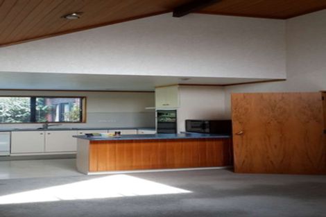 Photo of property in 3 Broadfell Avenue, Avonhead, Christchurch, 8042