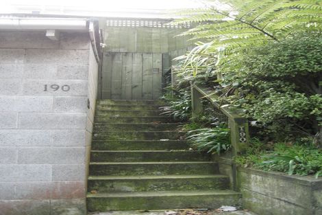 Photo of property in 190 Karori Road, Karori, Wellington, 6012