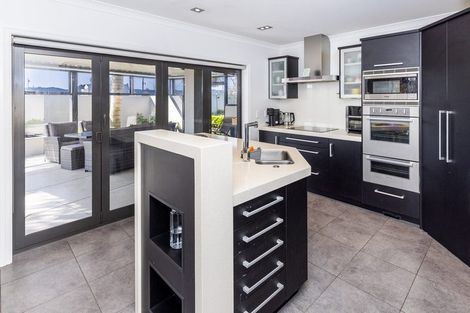 Photo of property in 15 Naomi Place, Cambridge, 3434