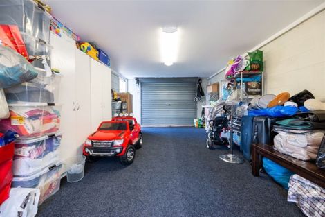 Photo of property in 2/9 Heathberry Close, Papatoetoe, Auckland, 2025