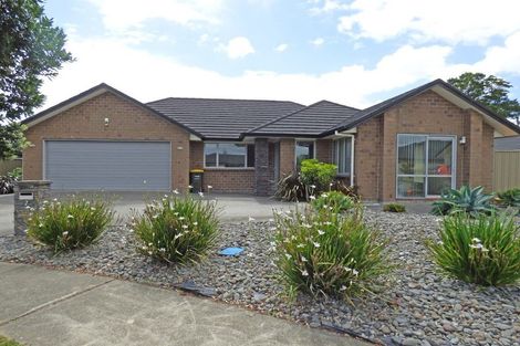 Photo of property in 7 Erceg Way, Rosehill, Papakura, 2113