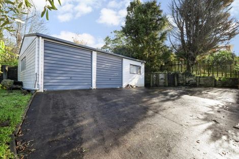 Photo of property in 3 Kemp Road, Massey, Auckland, 0614