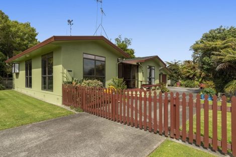 Photo of property in 7 Pamir Place, Welcome Bay, Tauranga, 3112