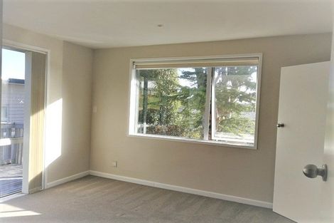 Photo of property in 16 Trinidad Road, Sunnynook, Auckland, 0620