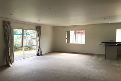 Photo of property in 19 Meridian Court, Oteha, Auckland, 0632