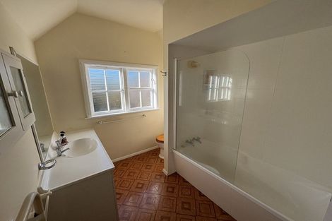 Photo of property in 34 Chester Street, Levin, 5510