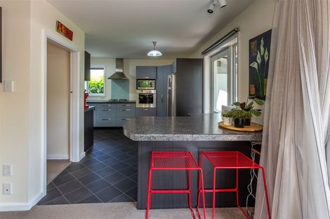 Photo of property in 11 Walnut Avenue, Strowan, Christchurch, 8052