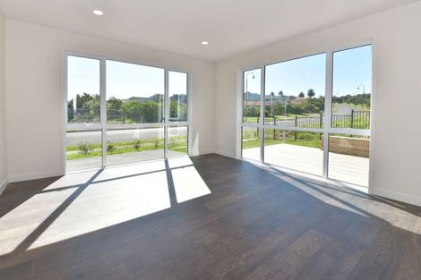 Photo of property in 63 Pinecrest Drive, Gulf Harbour, Whangaparaoa, 0930