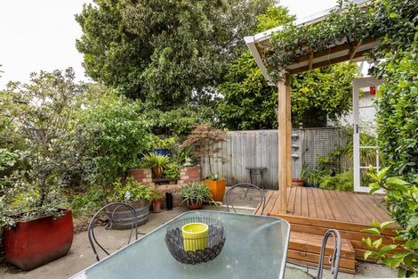 Photo of property in 195 Kennedy Road, Marewa, Napier, 4110