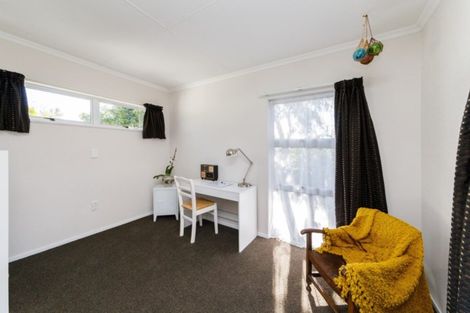 Photo of property in 107 Ruamahanga Crescent, Terrace End, Palmerston North, 4410
