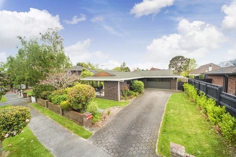 Photo of property in 104 Waterloo Crescent, Hokowhitu, Palmerston North, 4410