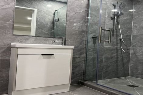 Photo of property in 6 Kari Lane, Kumeu, 0810