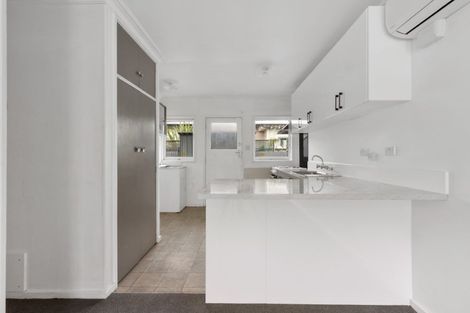 Photo of property in 2/504 Queen Street East, Hastings, 4122