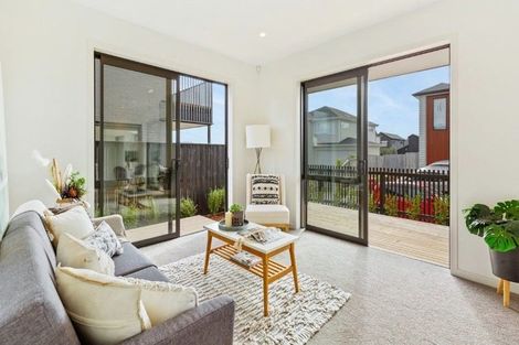 Photo of property in 2/38 Jane Maree Road, Kumeu, 0810