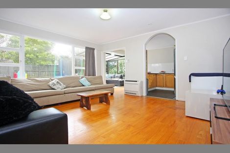 Photo of property in 67 Hobart Crescent, Wattle Downs, Auckland, 2103