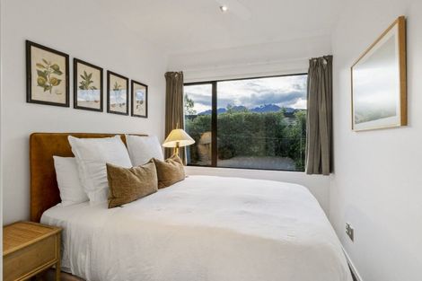 Photo of property in 8 Bretby Court, Jacks Point, Queenstown, 9371