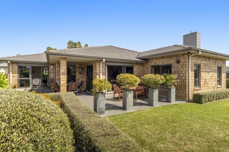 Photo of property in 5 Ohope Place, Papamoa Beach, Papamoa, 3118