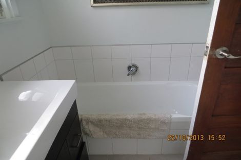 Photo of property in 13 Tahapa Crescent, Meadowbank, Auckland, 1072