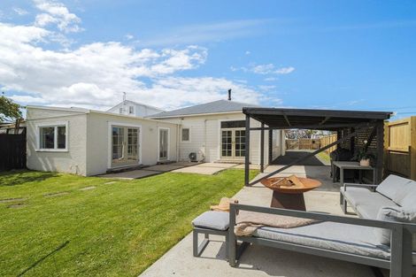 Photo of property in 206 Surrey Street, Saint Clair, Dunedin, 9012