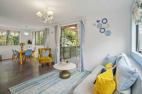 Photo of property in 32 Benchmark Drive, Massey, Auckland, 0614