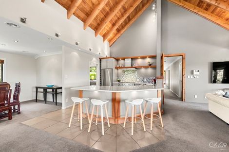 Photo of property in 14 Mount Marua Way, Timberlea, Upper Hutt, 5018