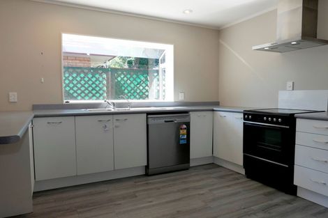 Photo of property in 35c Hurley Road, Paraparaumu Beach, Paraparaumu, 5032