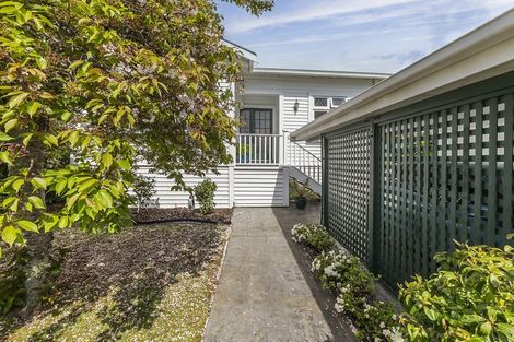 Photo of property in 24 Kano Street, Karori, Wellington, 6012