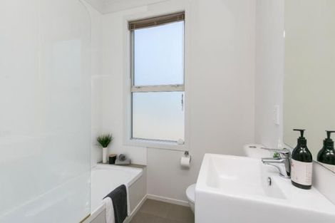 Photo of property in 46a Parkvale Road, Karori, Wellington, 6012