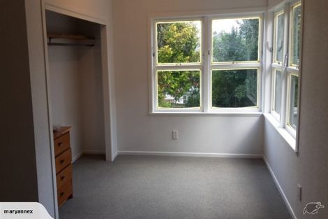 Photo of property in 186 Forrest Hill Road, Forrest Hill, Auckland, 0620