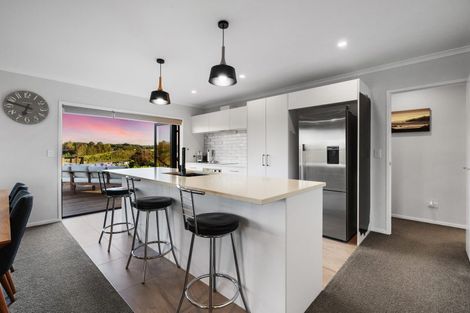 Photo of property in 183 Penetaka Heights, Pyes Pa, Tauranga, 3112