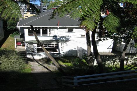 Photo of property in 19a Clifton Terrace, Kelburn, Wellington, 6012