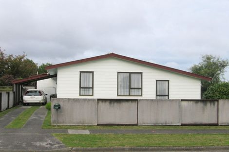 Photo of property in 19a Kanawa Street, Waikanae, 5036