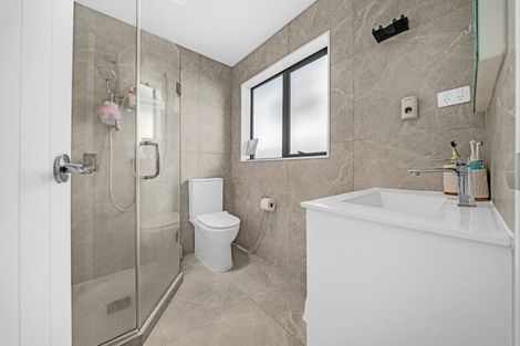 Photo of property in 58b Spinella Drive, Bayview, Auckland, 0629