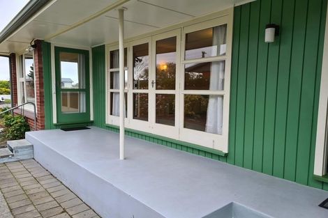 Photo of property in 12 Clouston Street, Saint Martins, Christchurch, 8022