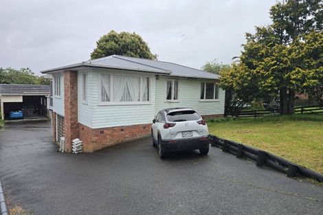 Photo of property in 15 Sherwood Avenue, Te Atatu South, Auckland, 0610