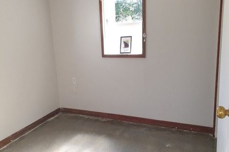 Photo of property in 81 Lauderdale Road, Birkdale, Auckland, 0626