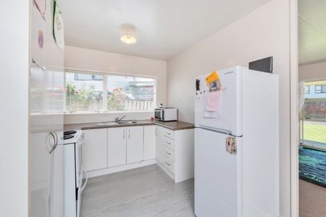 Photo of property in 6 Anglers Way, Wattle Downs, Auckland, 2102