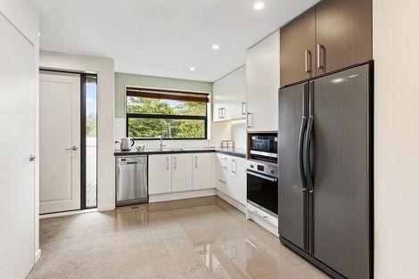 Photo of property in 1/8 Thatcher Crescent, Crofton Downs, Wellington, 6035