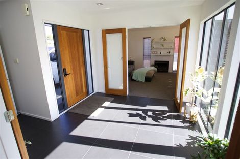 Photo of property in 88 Merivale Lane, Merivale, Christchurch, 8014