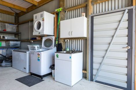 Photo of property in 46 Bathgates Road, Waimate, 7980