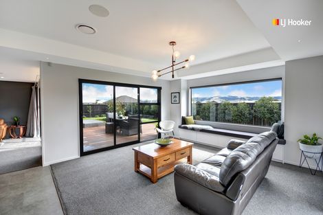 Photo of property in 10 Kinloch Place, Mosgiel, 9024