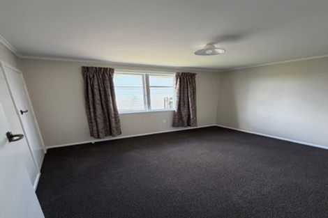 Photo of property in 18 Tawa Road, Te Atatu Peninsula, Auckland, 0610