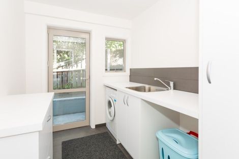 Photo of property in 25 Delaware Crescent, Russley, Christchurch, 8042