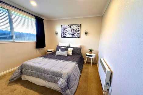 Photo of property in 6 Richard Halse Drive, Manurewa, Auckland, 2105