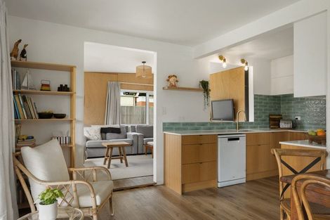 Photo of property in 5 Waiiti Avenue, Waihi Beach, 3611