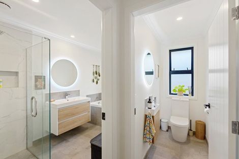 Photo of property in 5 Te Puke Te Ao Way, Otaki, 5512