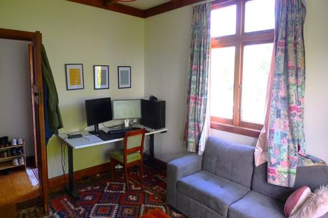 Photo of property in 19 Wellington Street, Nelson South, Nelson, 7010