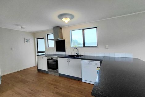 Photo of property in 1/30 Chislehurst Street, Henderson, Auckland, 0612